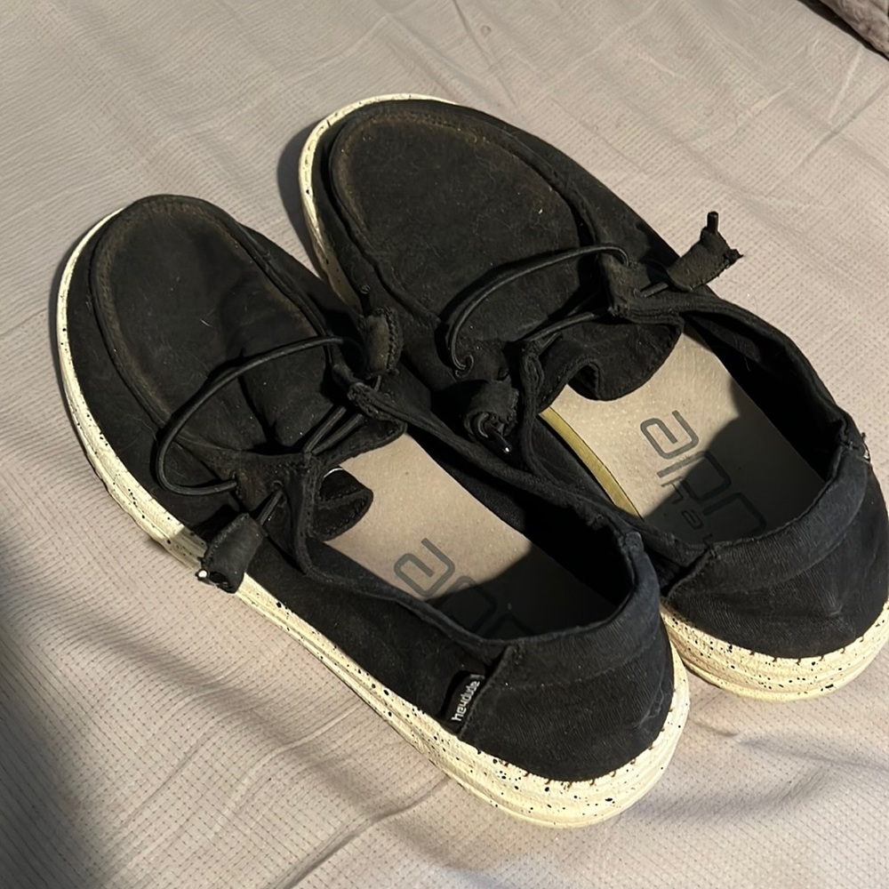 Hey Dude Womens Size 8